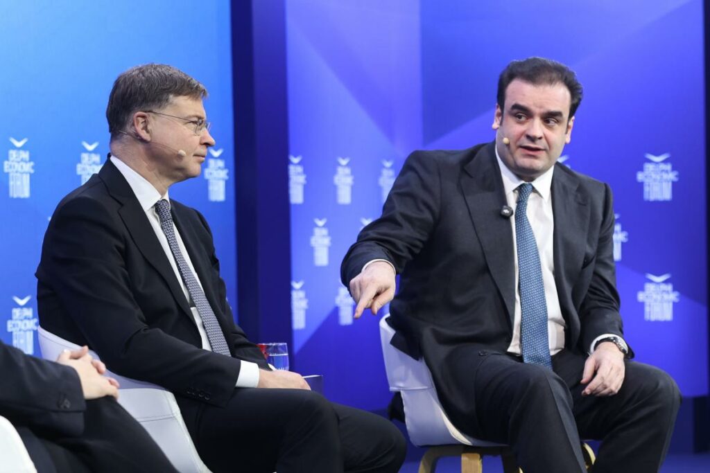 Πιερρακάκης: Δεν έρχεται νέο πακέτο μέτρων αυτήν τη στιγμή στην Ελλάδα – Τι είπε για ενέργεια, τιμές και καύσιμα