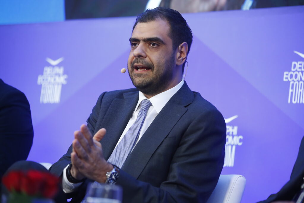 Φόρουμ - Δελφών: Στο προσκήνιο η πρόταση Μαρινάκη για «μπλόκο» της ανωνυμίας στα social media