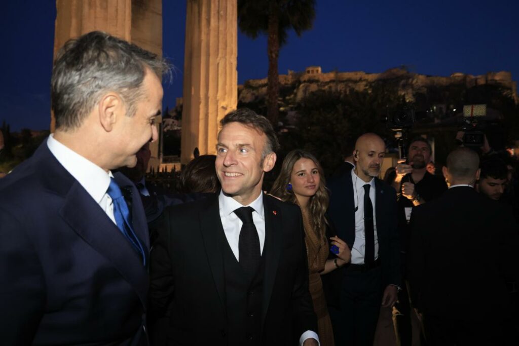 Ισχυρή συμμαχία Ελλάδας με τη Γαλλία - Μητσοτάκης και Μακρόν κλειδώνουν άμυνα και οικονομία σε ιστορική συμφωνία