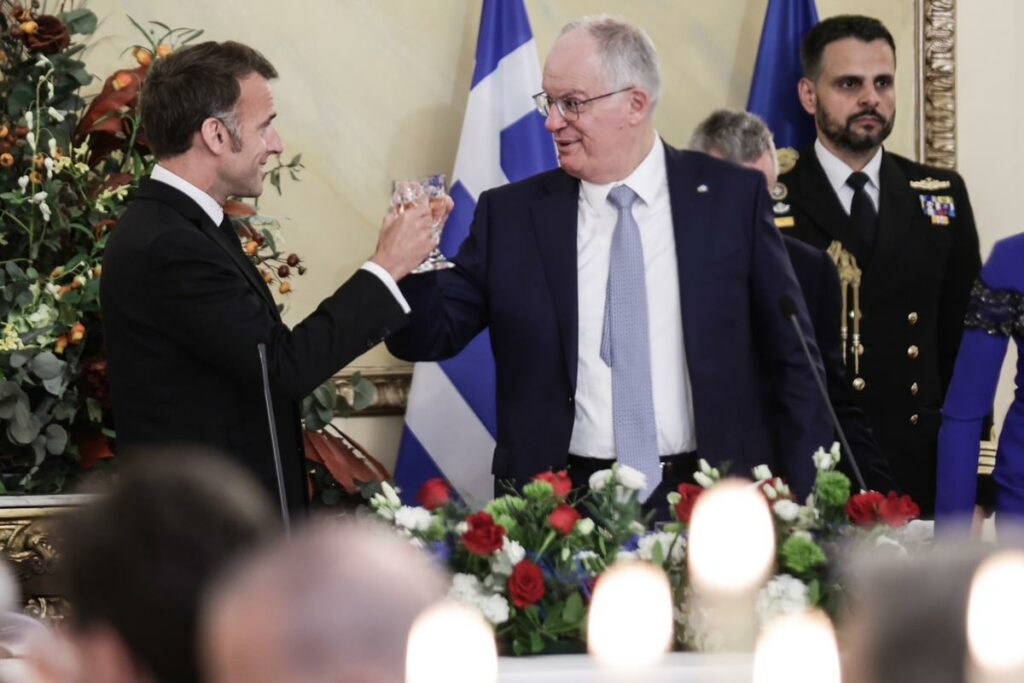 Τι αποκαλύπτει το δείπνο στο Προεδρικό για τη νέα ισχυρή συμμαχία Ελλάδας και Γαλλίας;
