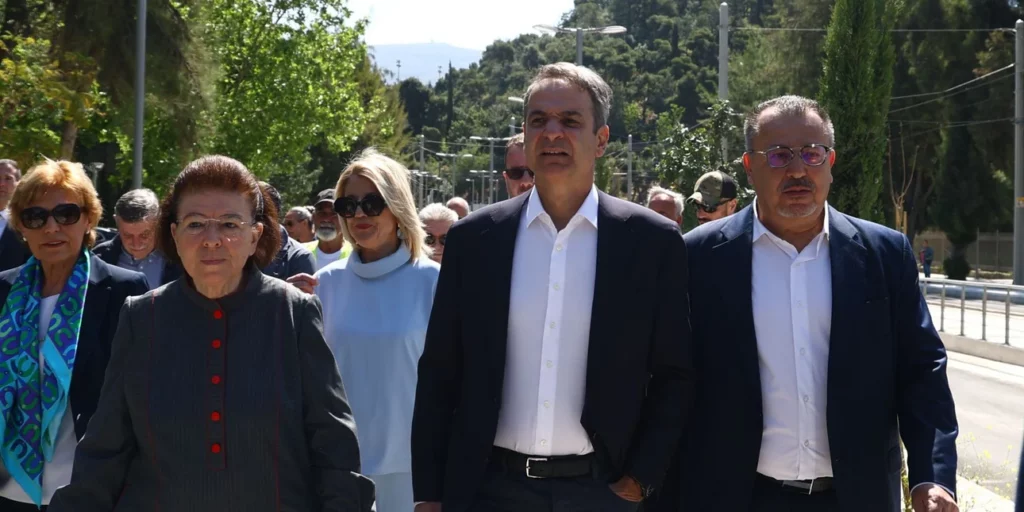 Βασιλίσσης Όλγας: Πιλοτικά στην κυκλοφορία για τρεις μήνες - Τι ανακοίνωσε ο Μητσοτάκης για την ανάπλαση