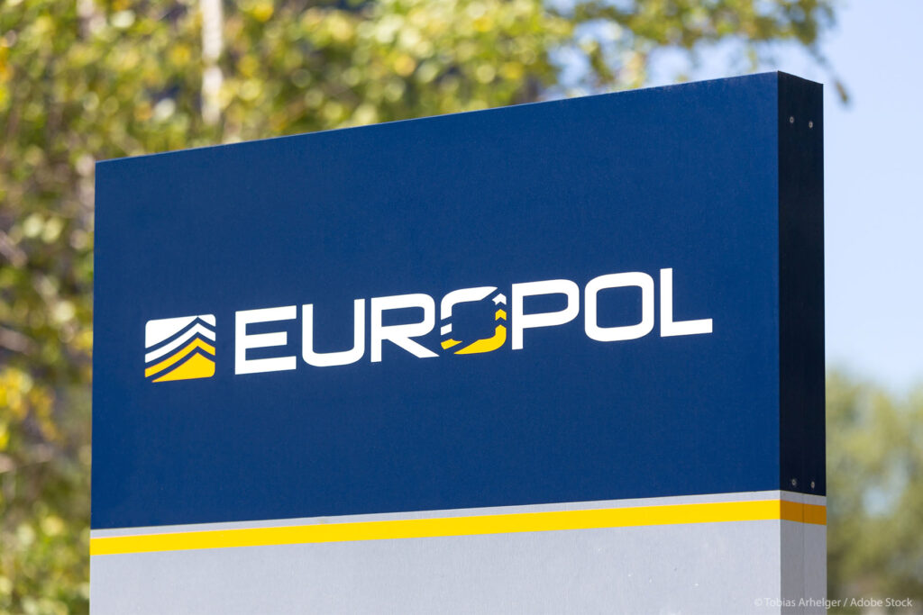 Εξαρθρώθηκε κύκλωμα επενδυτικής απάτης στην Αλβανία, με θύματα και στην Ελλάδα - Άνω των 50 εκατ. ευρώ η λεία