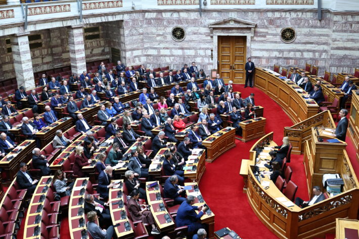 Τα 40... παλικάρια από την ΚΟ που τα είπαν και ξεθύμαναν με κλειστές πόρτες και τώρα δεν θα βγάλουν... κιχ