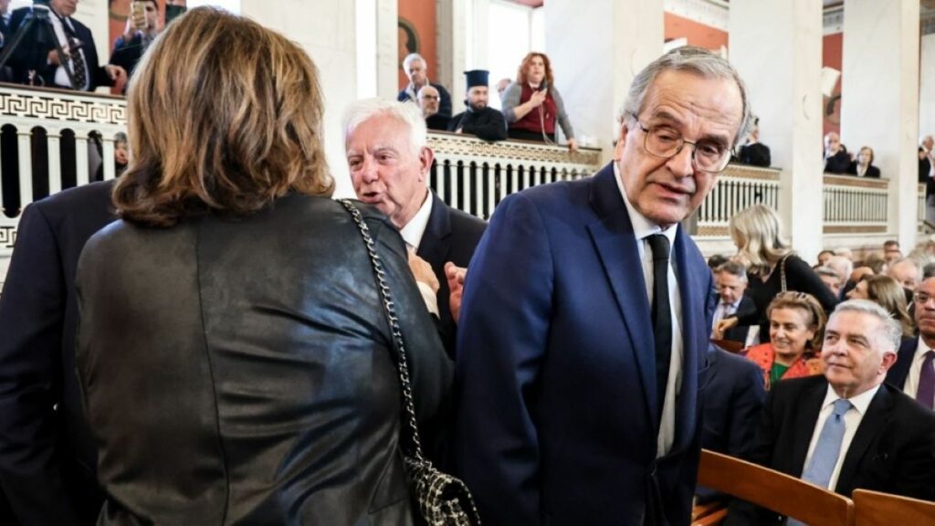 Το λάθος της Ντόρας που έκανε τον Αντώνη Σαμαρά να φύγει άρον άρον