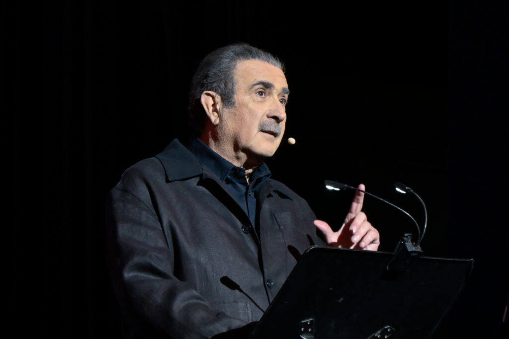 «Τι είναι αυτά που έχω μάθει για την υγεία σου;»: Το μήνυμα- δόλωμα στον Λαζόπουλο που τον παγίδευσε στο Predator