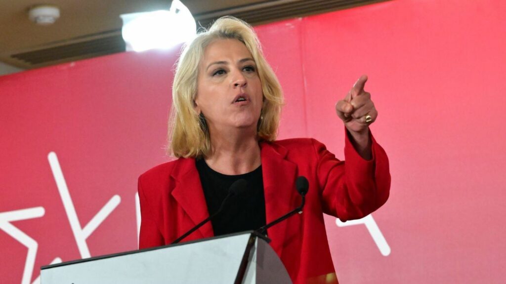 Ο Σύριζα απαντάει στον Τσίπρα: Το πρώτο μεγάλο όνομα που χτυπάει η Ρένα Δούρου