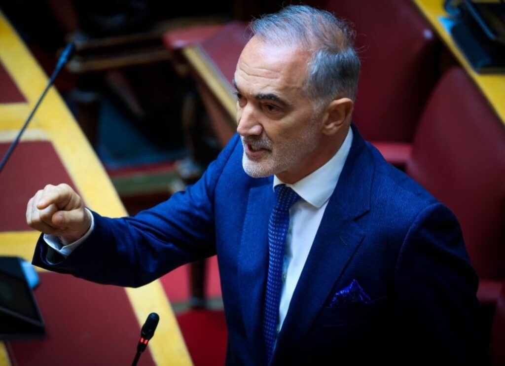 Το παράδοξο με Σαλμά: Πολιτικά χωρισμένη στα δύο η οικογένεια